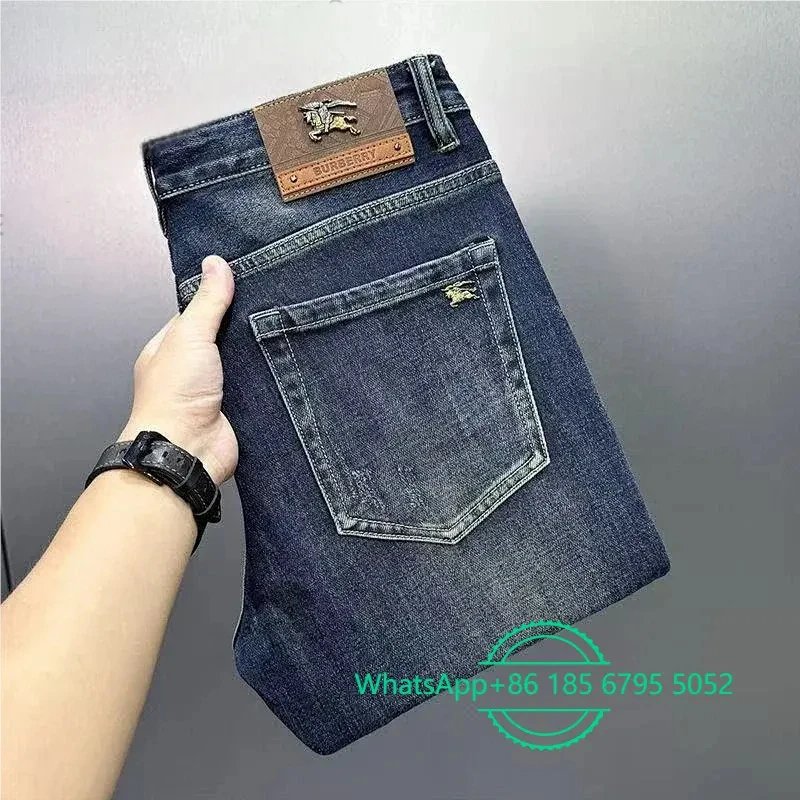 Burberry Jeans Straight-Leg Denim — 33Burberry