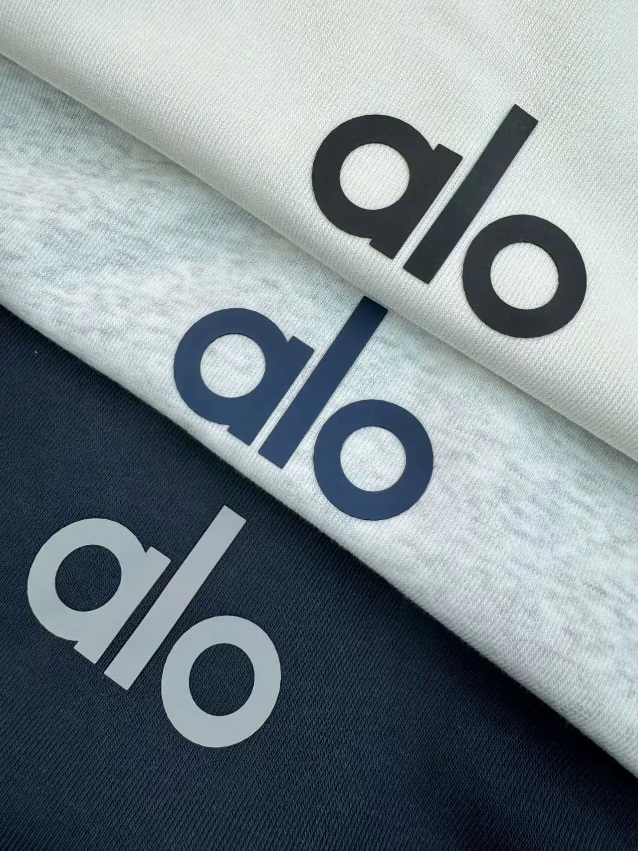Alo Yoga Classic Logo Hoodie White - 9