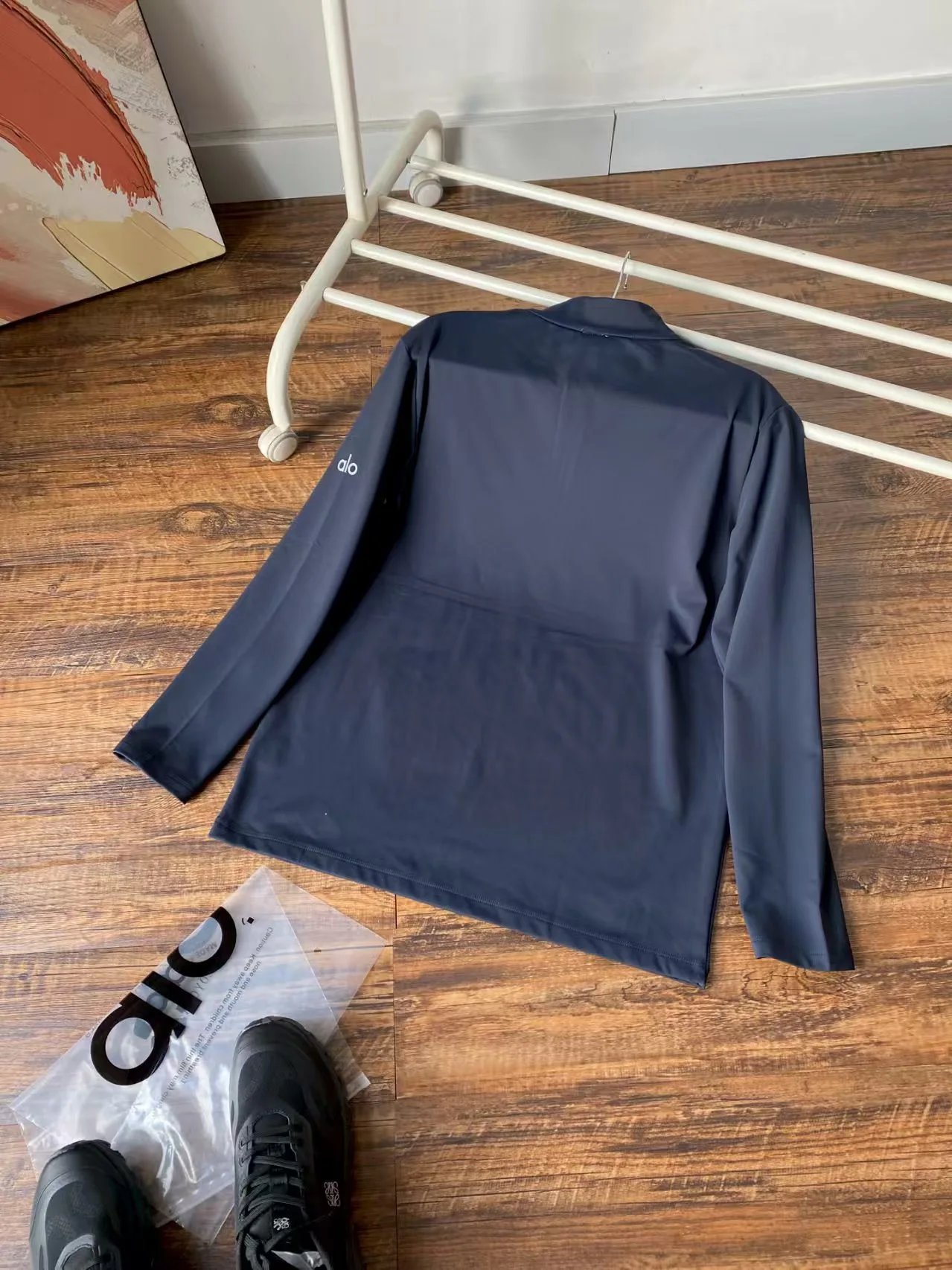 Alo Yoga Long Sleeve Performance Top Navy Blue Base-Layer - 8
