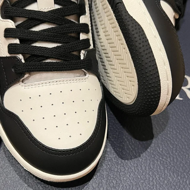 Dior Sneakers B57 low-top product detail image 8