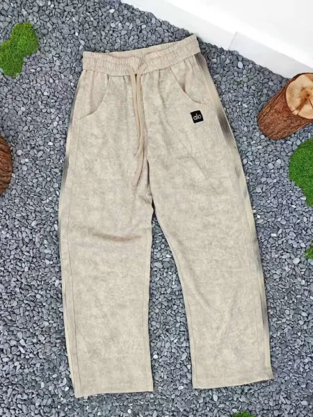 Alo Yoga Cloud Lounge Sweatpants Beige - 1