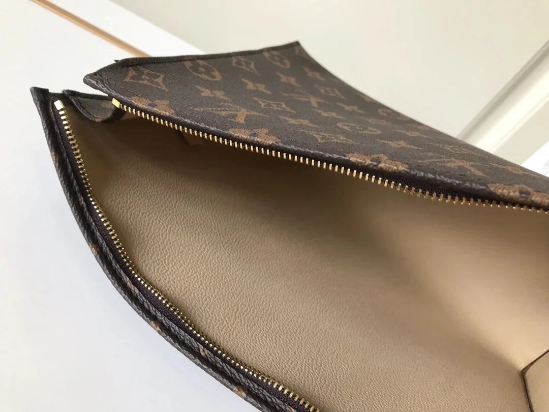 Louis Vuitton Monogram Pochette Métis Clutch Brown - 8