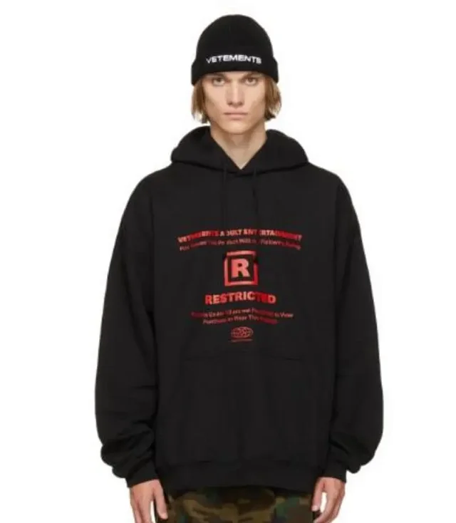 Vetements Hoodies & Sweatshirts VET-206 graphic pullover hoodie product detail image 2