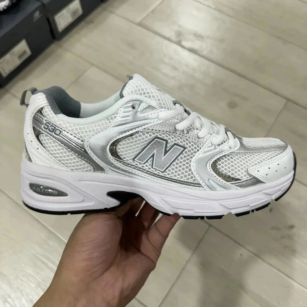 New Balance 530 White Silver