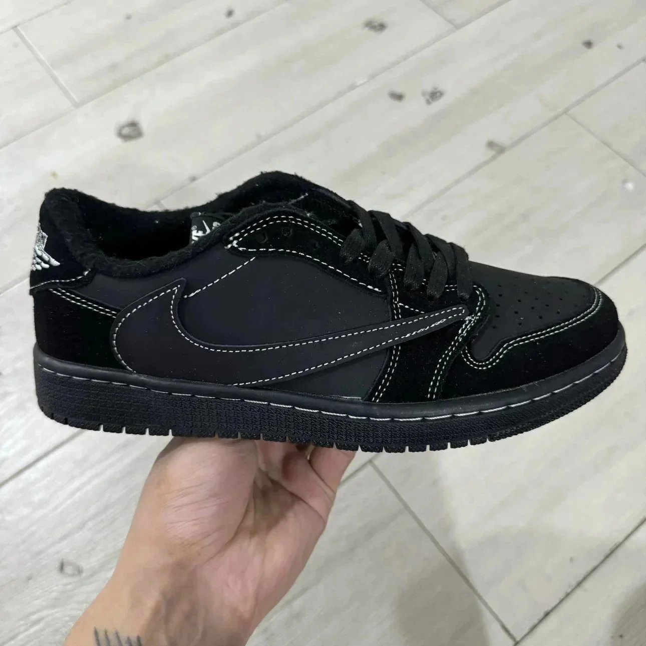 Budget Travis Scott Jordan 1