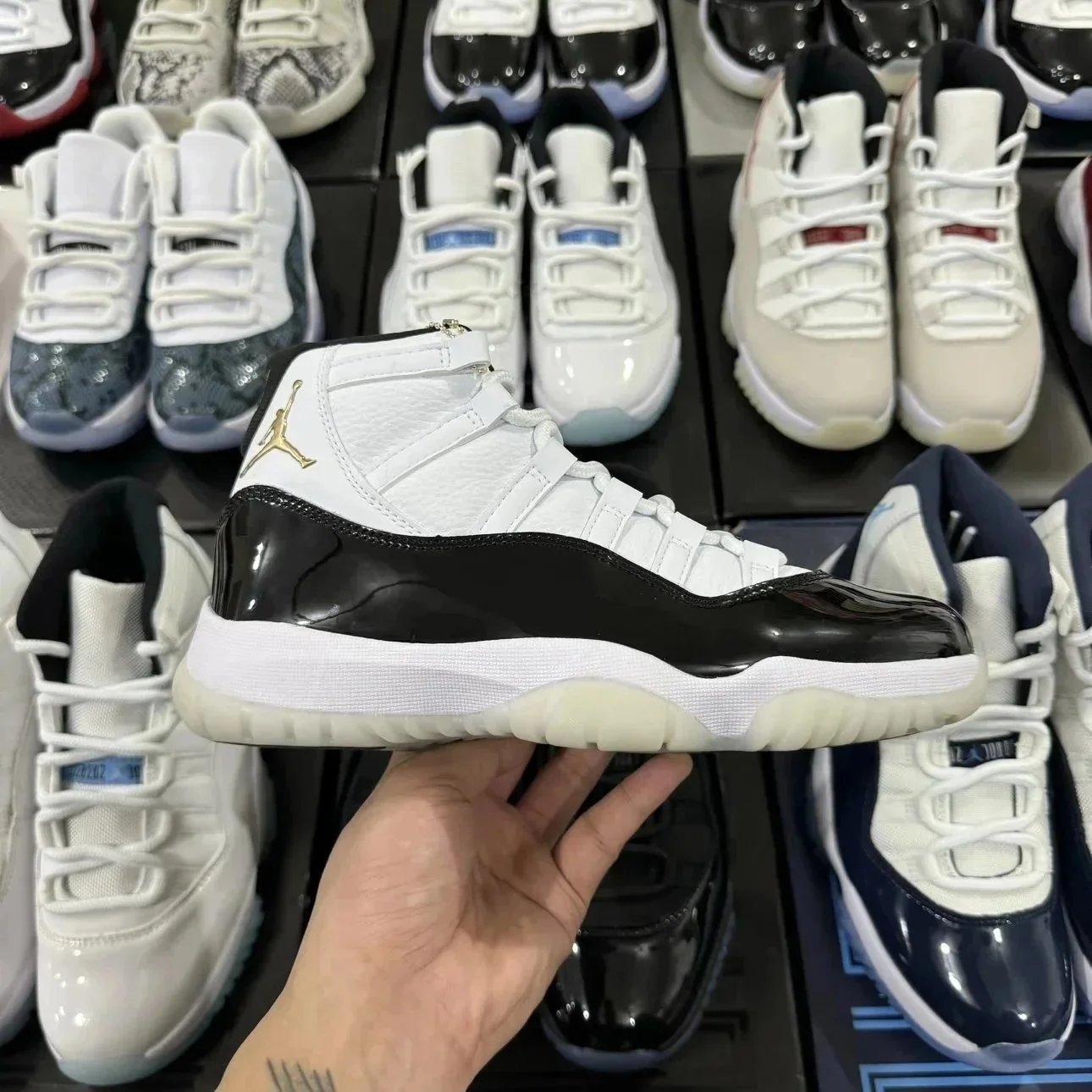 Air Jordan 11 Retro Gratitude