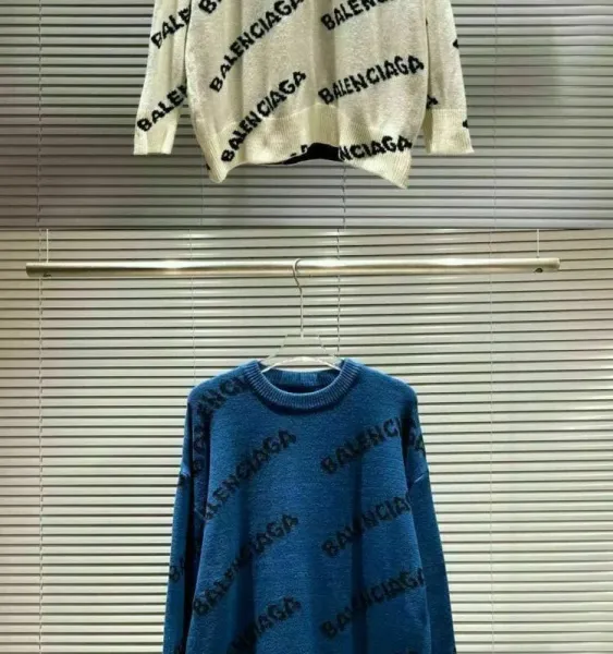 Design Graphic Knit Sweater Gray Multicolor - 19