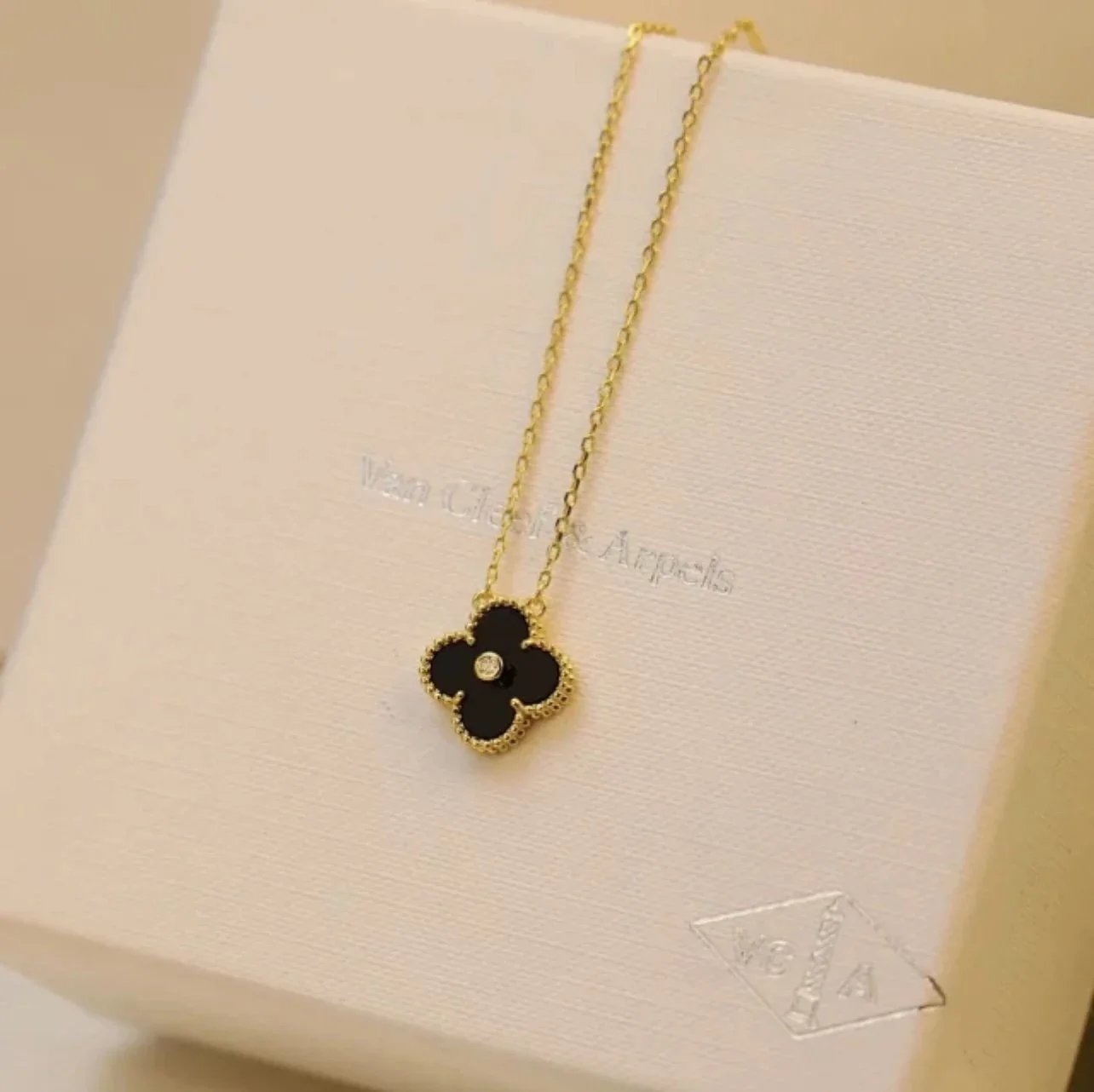 Van Cleef Necklace 4