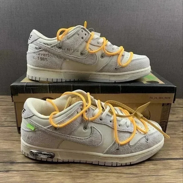 Nike Sneakers Dunk Low with lace overlay and zip tie product detail image 7