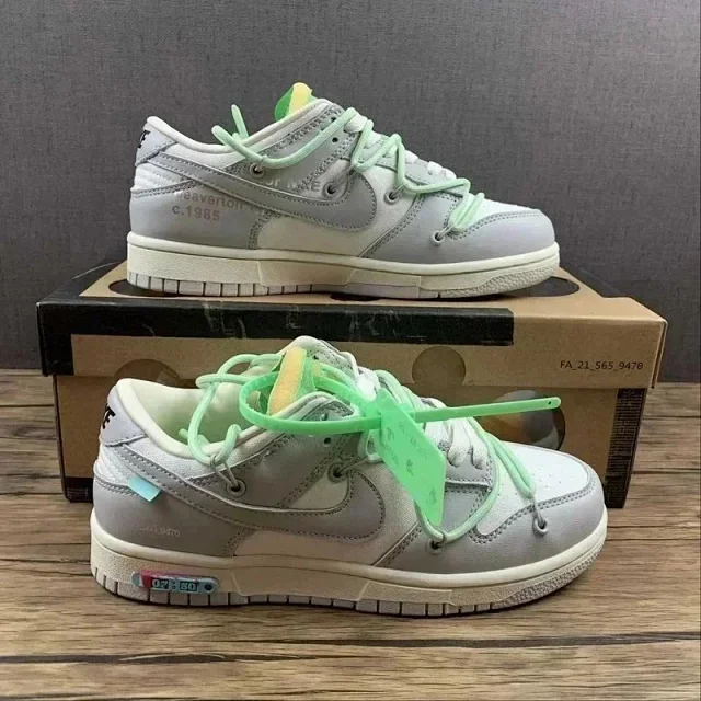Nike Sneakers Dunk Low with lace overlay and zip tie product detail image 14