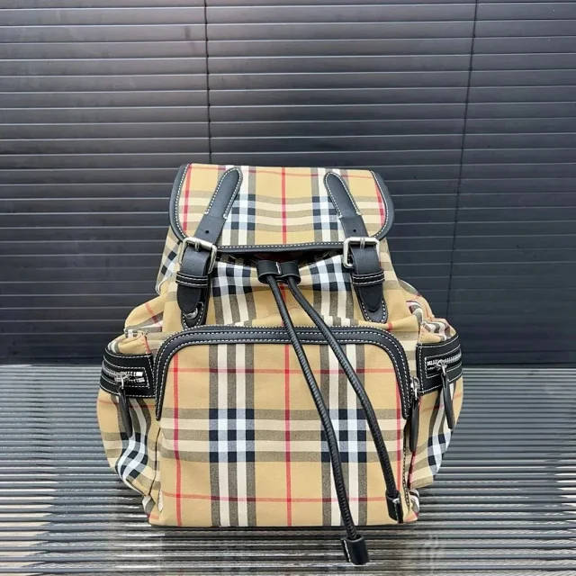 Burberry Crossbody Bags Check Canvas Logo-Strap Bag product detail image 8