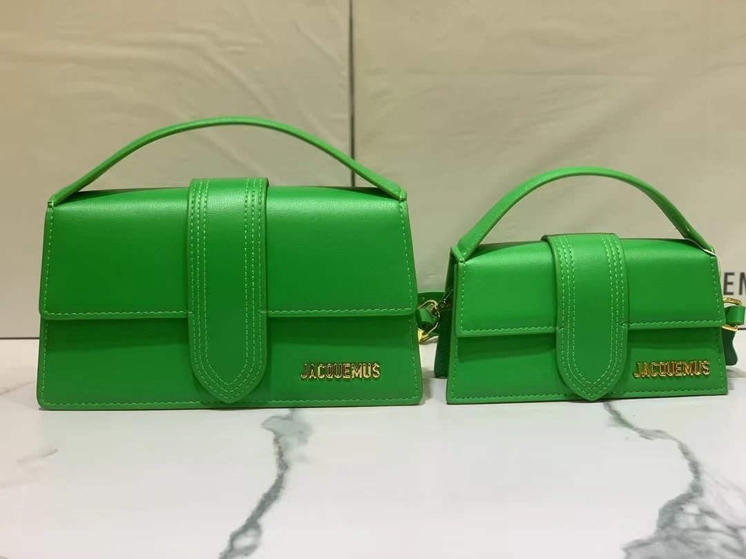 Jacquemus Crossbody Bags Structured flap top-handle bag — Green