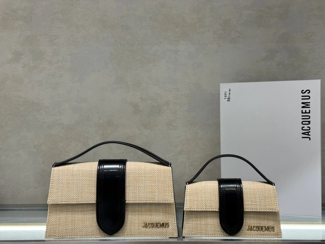 Jacquemus Crossbody Bags Structured flap top-handle bag — Raffia grass