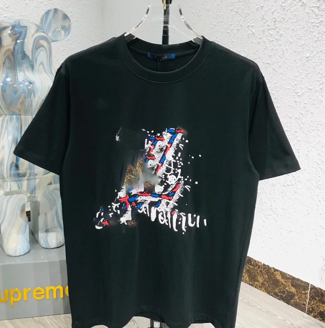 Louis Vuitton Graphic short-sleeve T-shirt product detail image 8