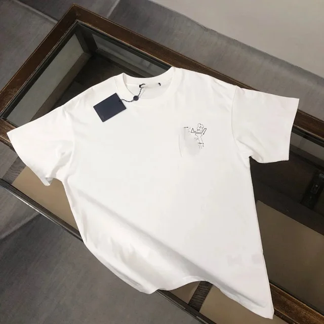 Louis Vuitton T-Shirts Short-Sleeve Graphic Crewneck product detail image 14