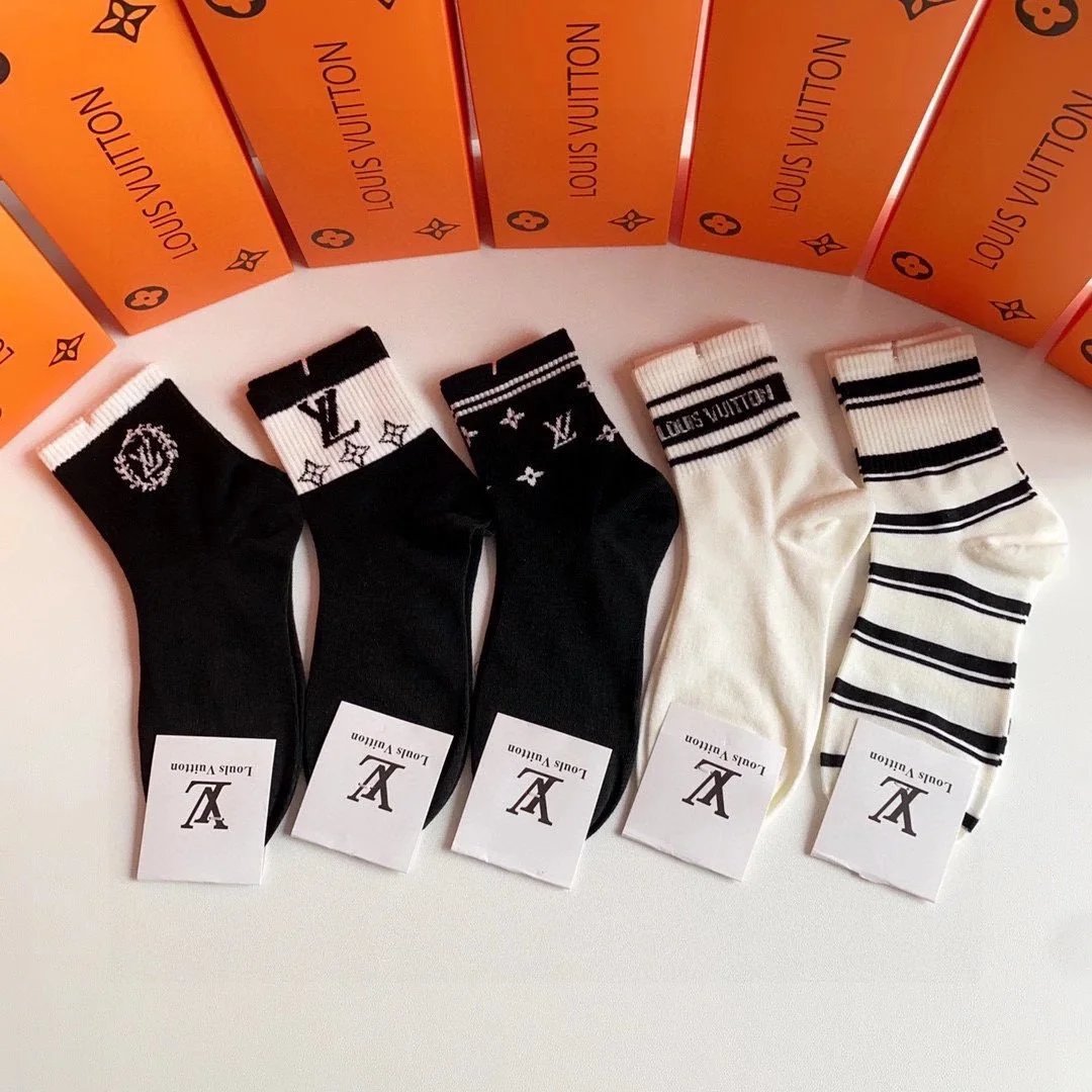 Louis Vuitton LV Monogram Embroidered Knee-High Socks Black and White - 16