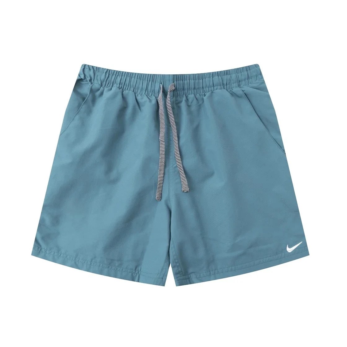 Nike Shorts Swoosh — 08