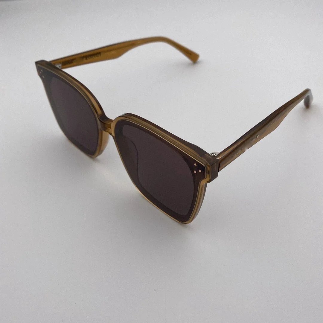 Design Gentle Monster Sunglasses Black Cat-Eye Frame with Gradient Lenses Sunglasses - 11