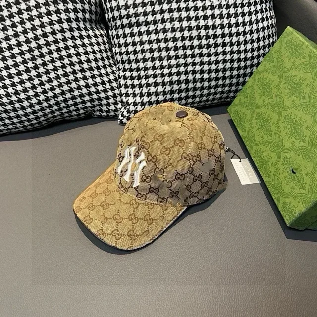Louis Vuitton Hats Baseball Caps with Monogram and Logo Designs product detail image 7