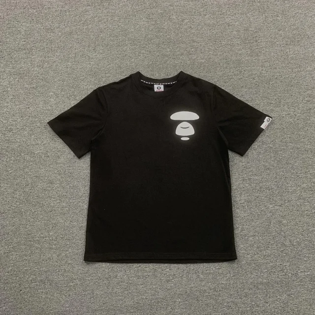 A Bathing Ape T-Shirts Short-Sleeve Graphic T-Shirt product detail image 2