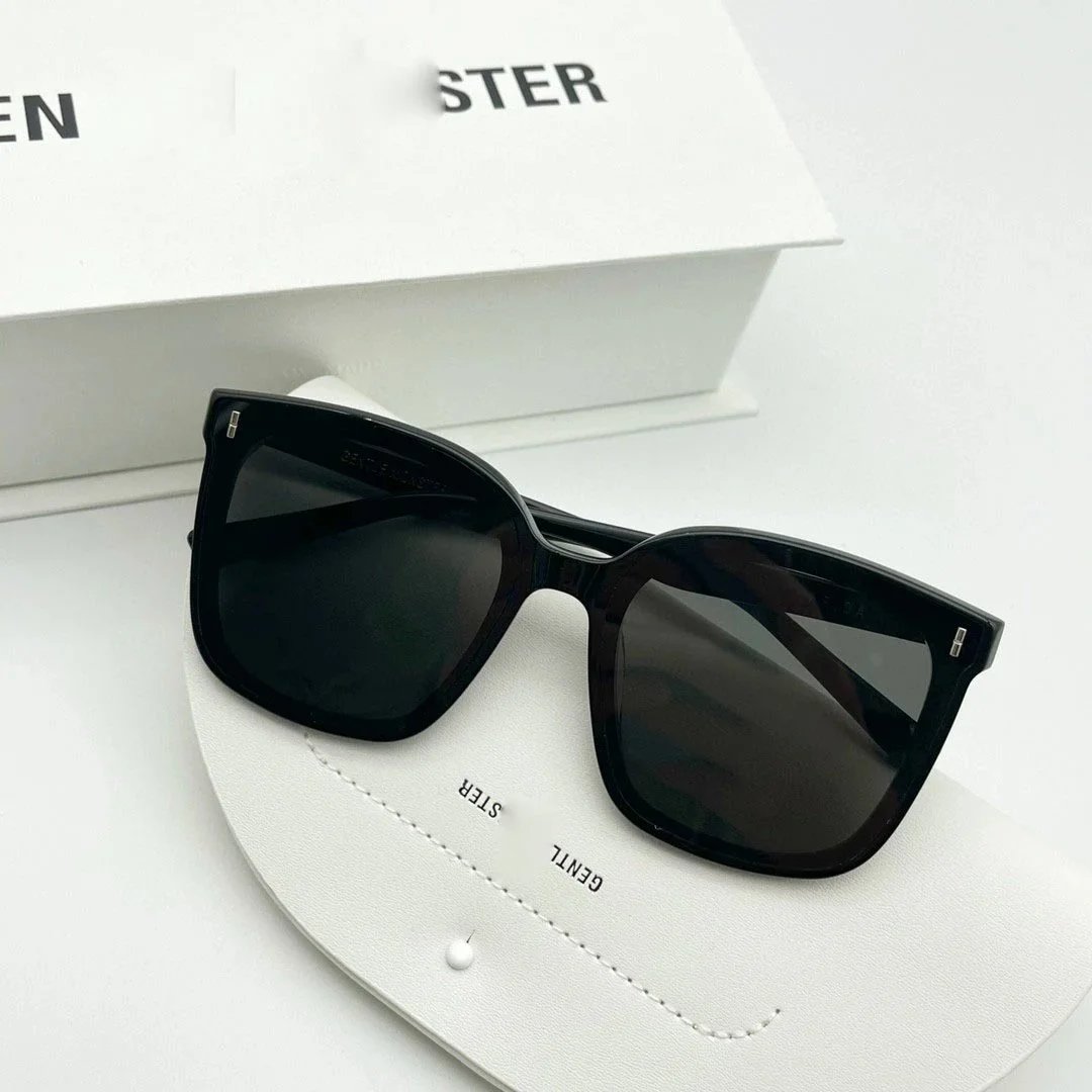 Design Gentle Monster Sunglasses Black Cat-Eye Frame with Gradient Lenses Sunglasses - 25