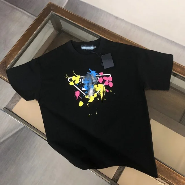 Prada T-Shirts Short-Sleeve Logo Graphic T-Shirt product detail image 10