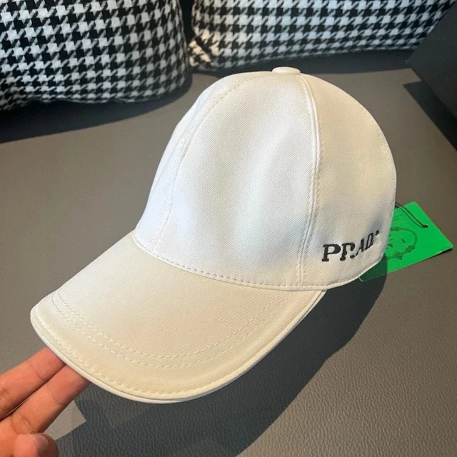 Louis Vuitton Hats Baseball Caps with Monogram and Logo Designs product detail image 1