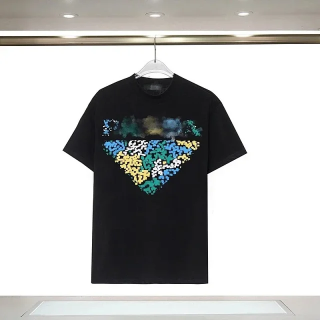 Prada T-Shirts Short-Sleeve Logo Graphic T-Shirt product detail image 30
