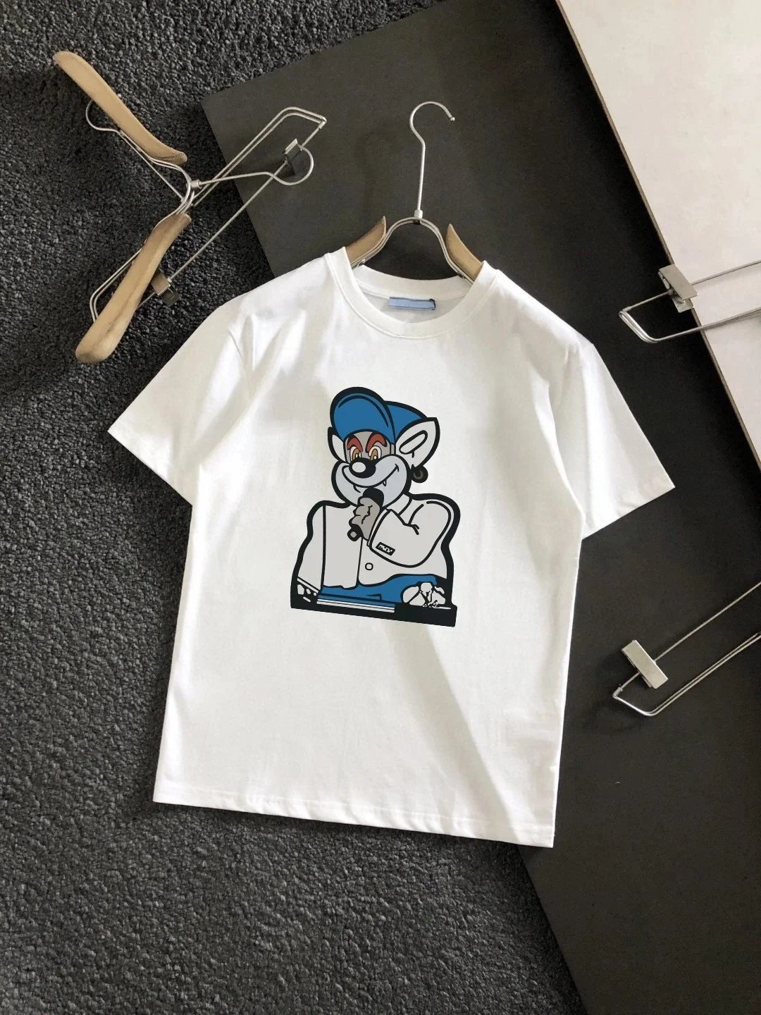 Design Cartoon Mouse Graphic Black T-Shirt - 19