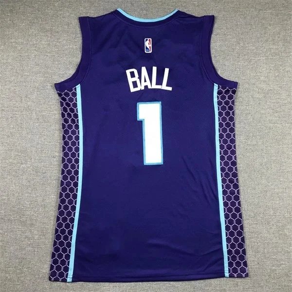 Mitchell & Ness Charlotte Hornets 1992-93 Larry Johnson Throwback Jersey Purple - 9