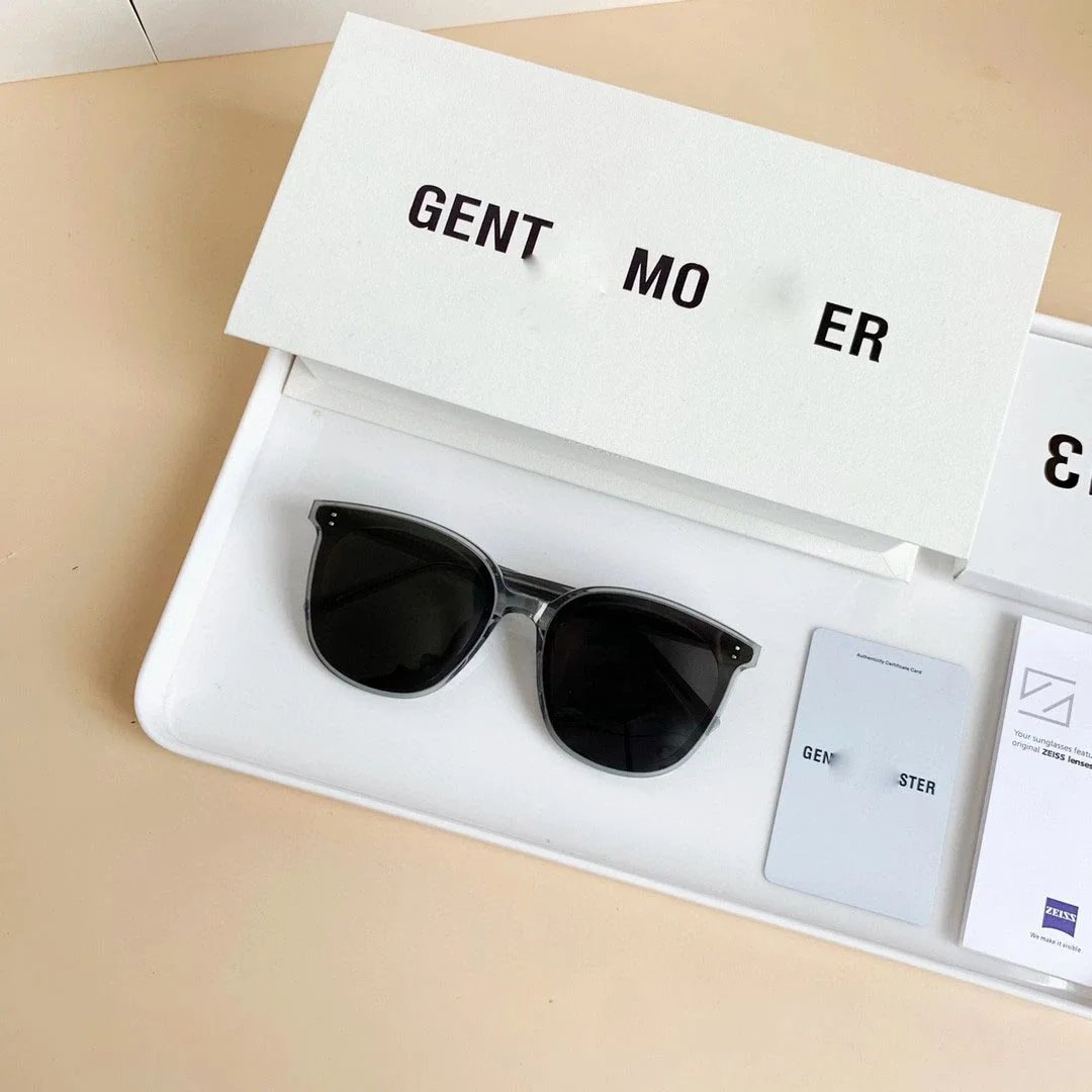 Design Gentle Monster Sunglasses Black Cat-Eye Frame with Gradient Lenses Sunglasses - 18