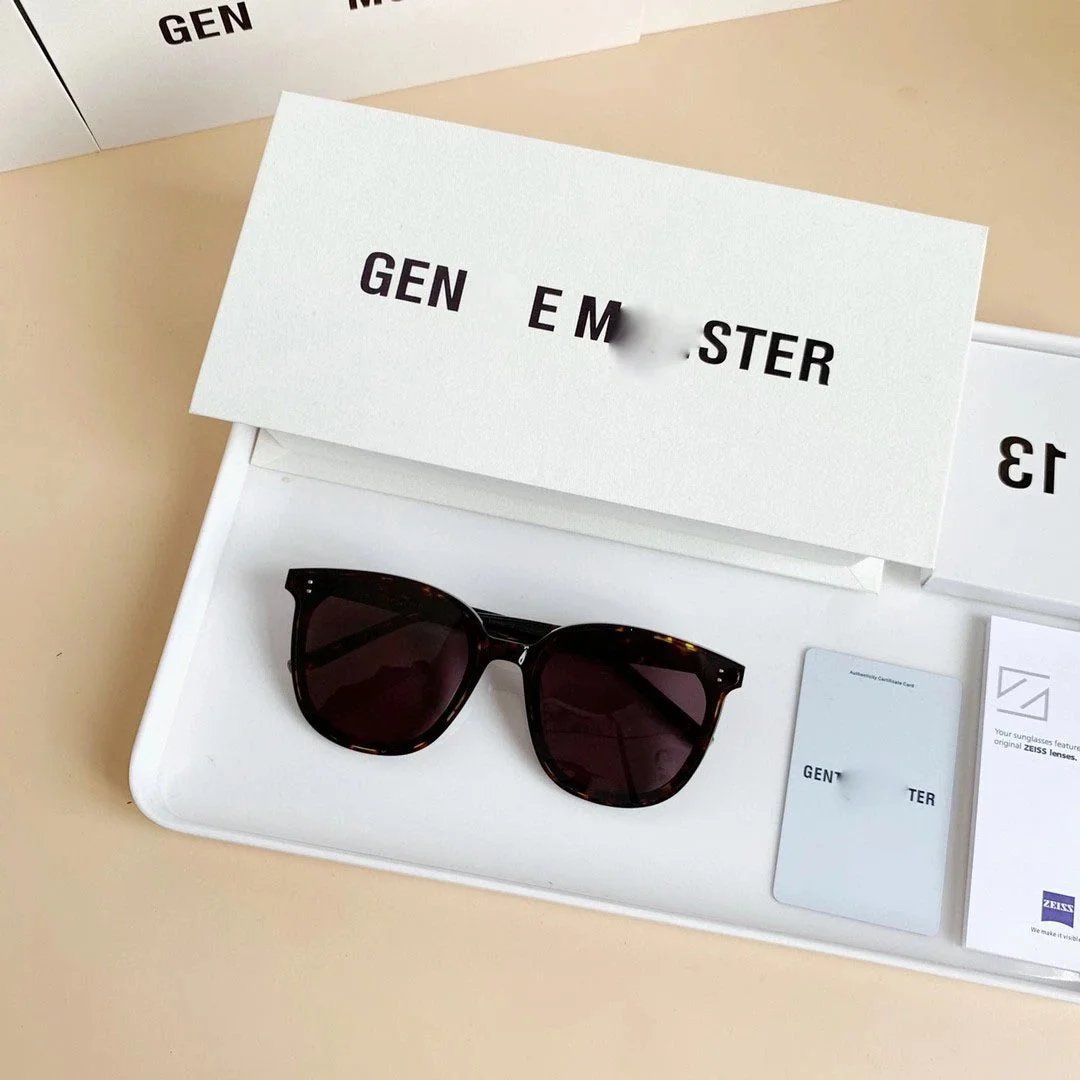 Design Gentle Monster Sunglasses Black Cat-Eye Frame with Gradient Lenses Sunglasses - 20