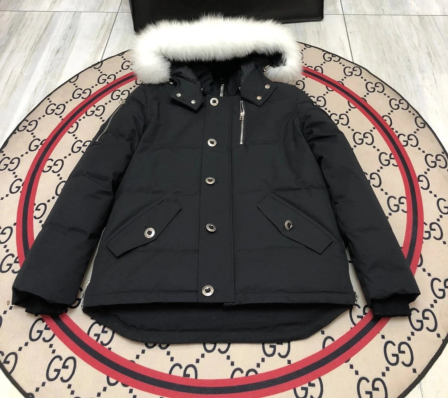 Gucci Teddy Fleece Hooded Jacket Black with Cream Stripes Outerwear - 8