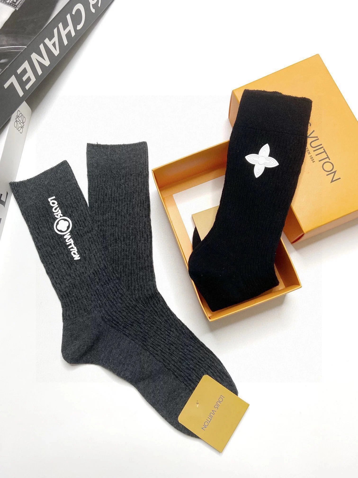 Louis Vuitton LV Monogram Embroidered Knee-High Socks Black and White - 2