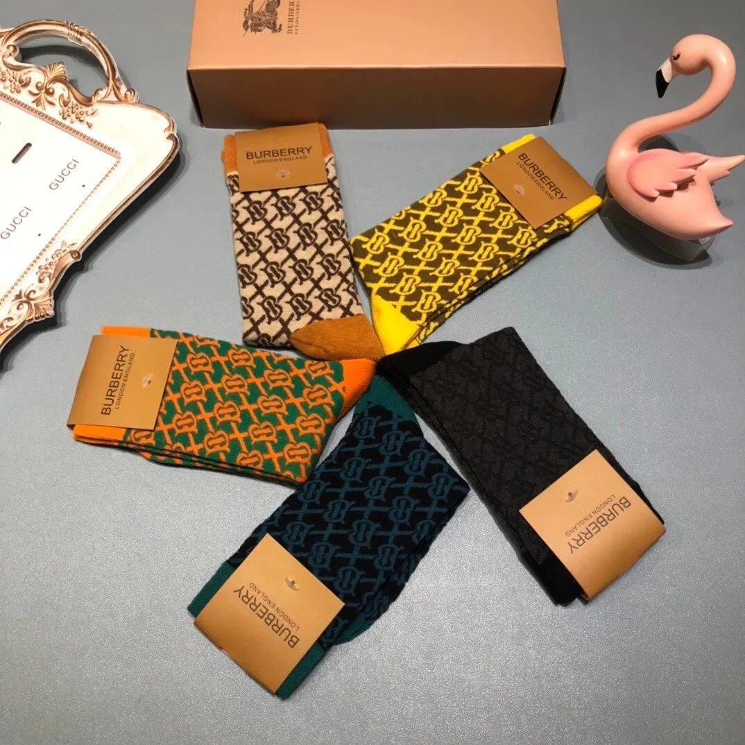 Burberry Icon Stripe Socks in White, Black, Gray, and Beige - 11