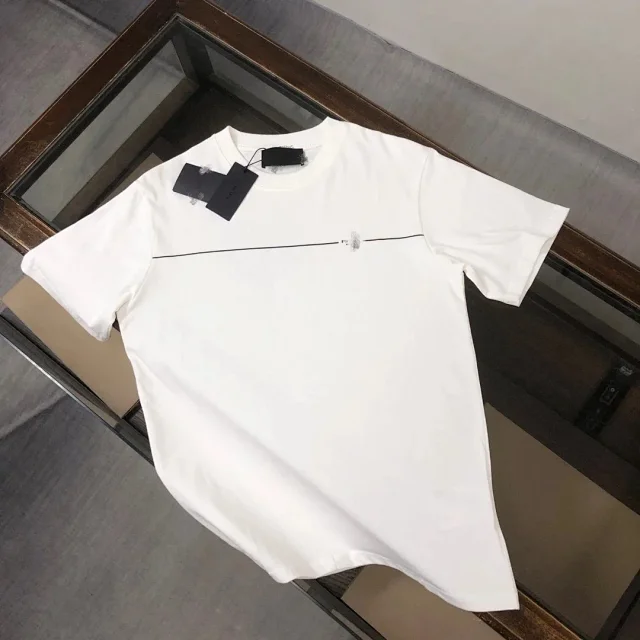Prada T-Shirts Short-Sleeve Logo Graphic T-Shirt product detail image 2