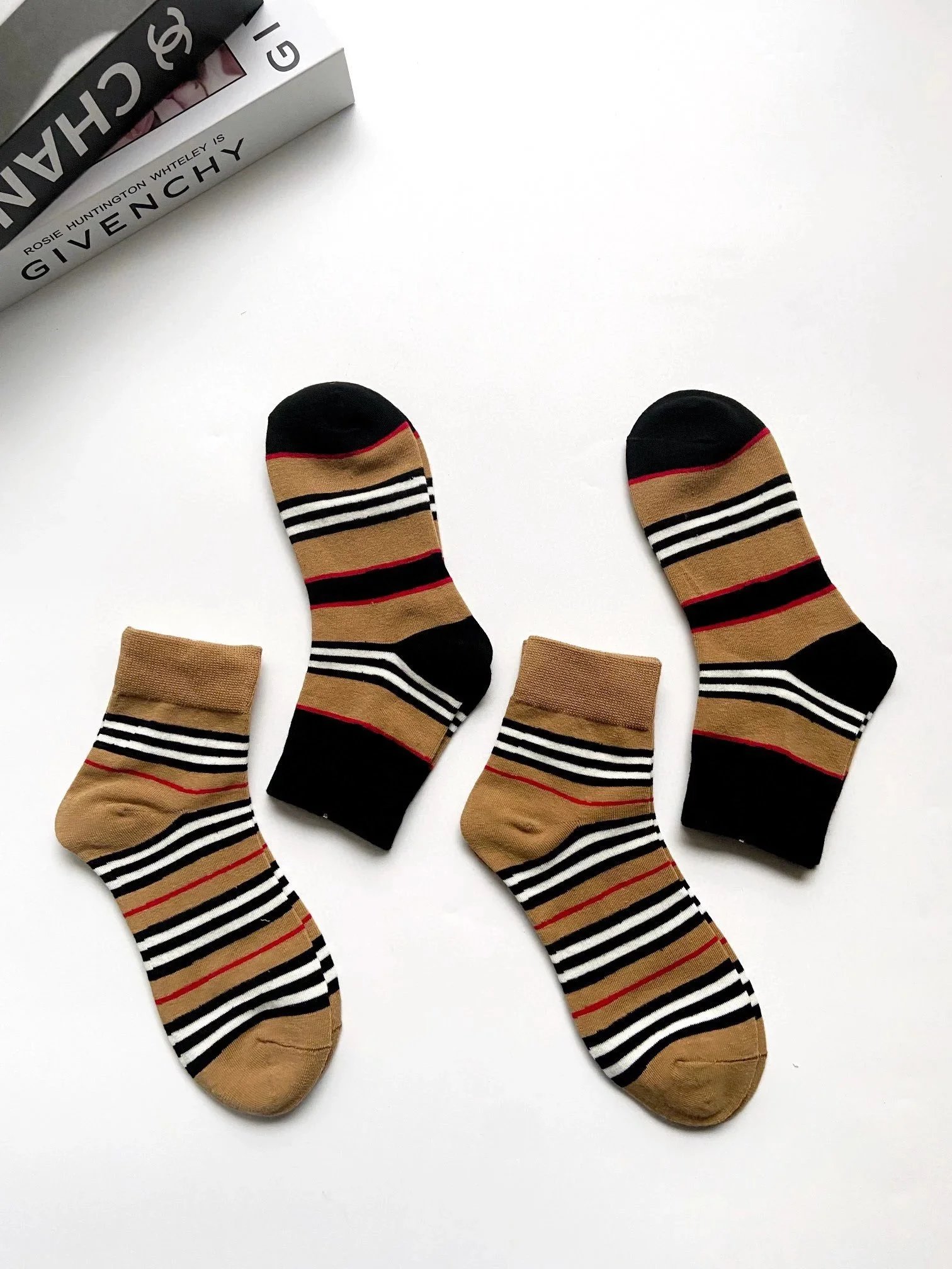 Burberry Icon Stripe Socks in White, Black, Gray, and Beige - 15