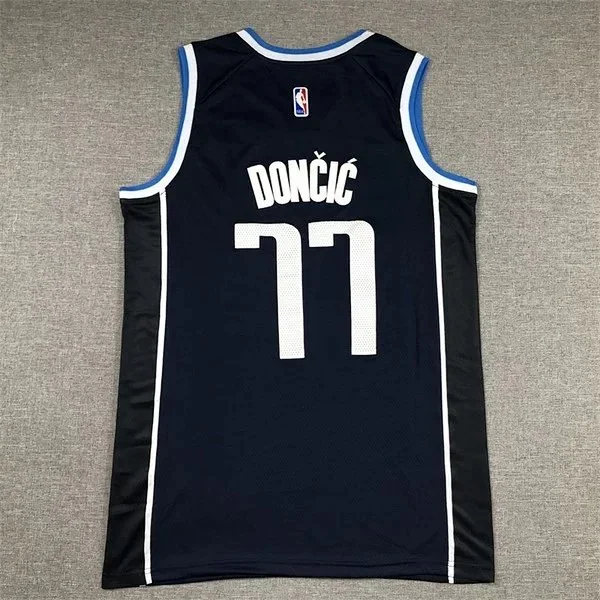 Nike Dallas Mavericks Luka Dončić #77 Basketball Jersey product detail image 13