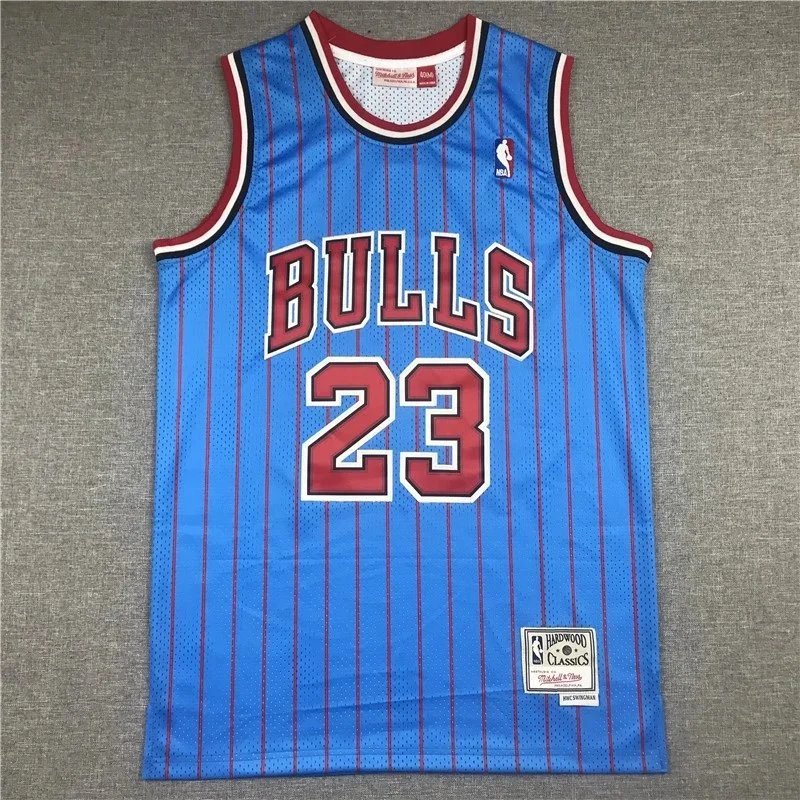 Mitchell & Ness Chicago Bulls Michael Jordan 1987-88 Hardwood Classics Jersey Red - 3