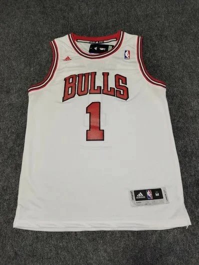 Mitchell & Ness Chicago Bulls Michael Jordan 1987-88 Hardwood Classics Jersey Red - 10