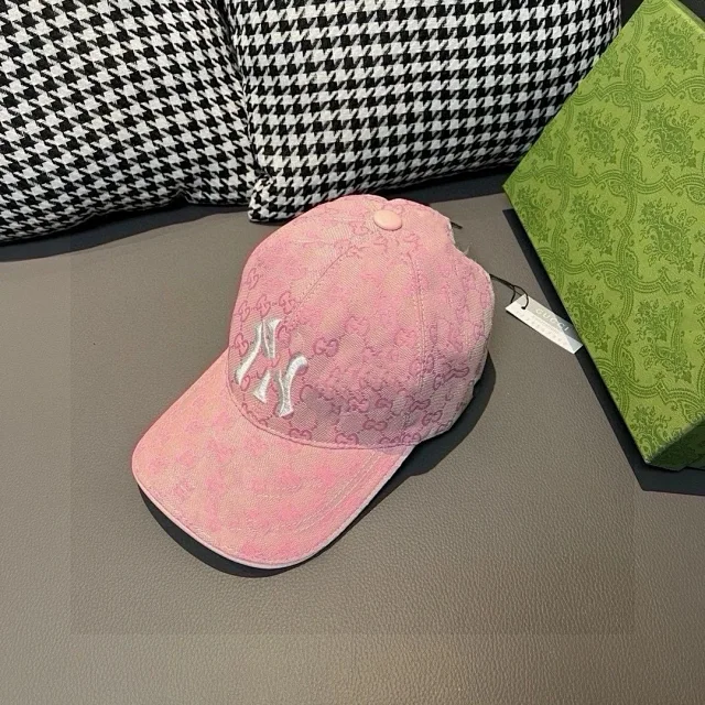Louis Vuitton Hats Baseball Caps with Monogram and Logo Designs product detail image 4