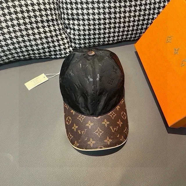Louis Vuitton Hats Baseball Caps with Monogram and Logo Designs product detail image 12