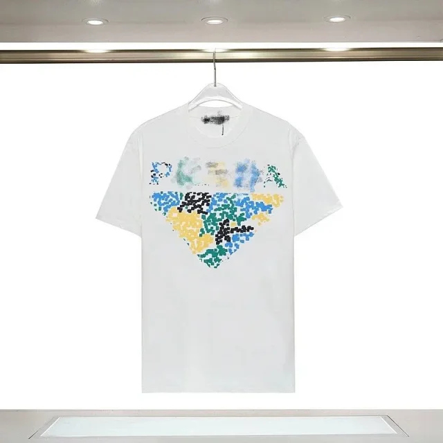Prada T-Shirts Short-Sleeve Logo Graphic T-Shirt product detail image 29