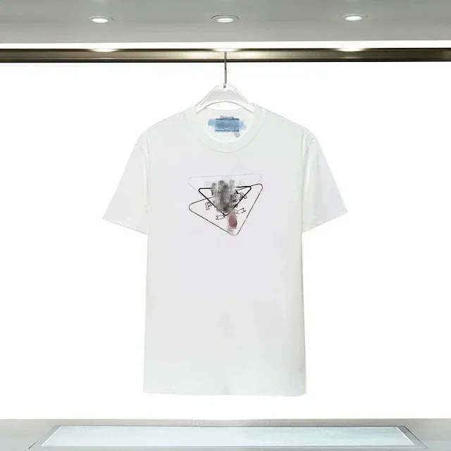 Prada T-Shirts Short-Sleeve Logo Graphic T-Shirt product detail image 33