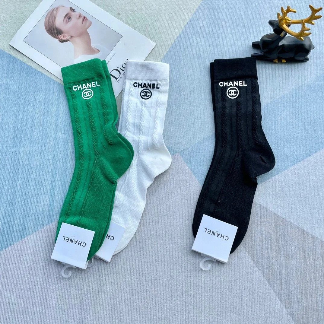 Chanel Logo Grid Ankle Socks in Navy and White - 2
