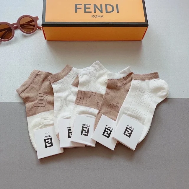 Fendi Socks FF Logo product detail image 4