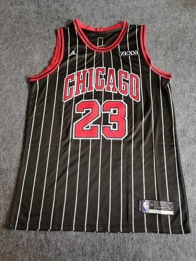 Mitchell & Ness Chicago Bulls Michael Jordan 1987-88 Hardwood Classics Jersey Red - 8