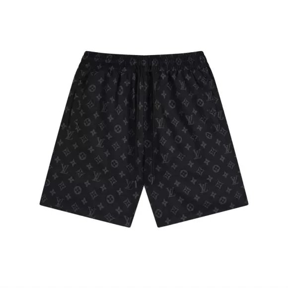 Louis Vuitton Shorts — 26