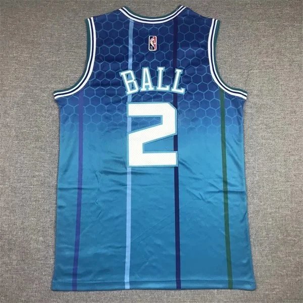 Mitchell & Ness Charlotte Hornets 1992-93 Larry Johnson Throwback Jersey Purple - 14