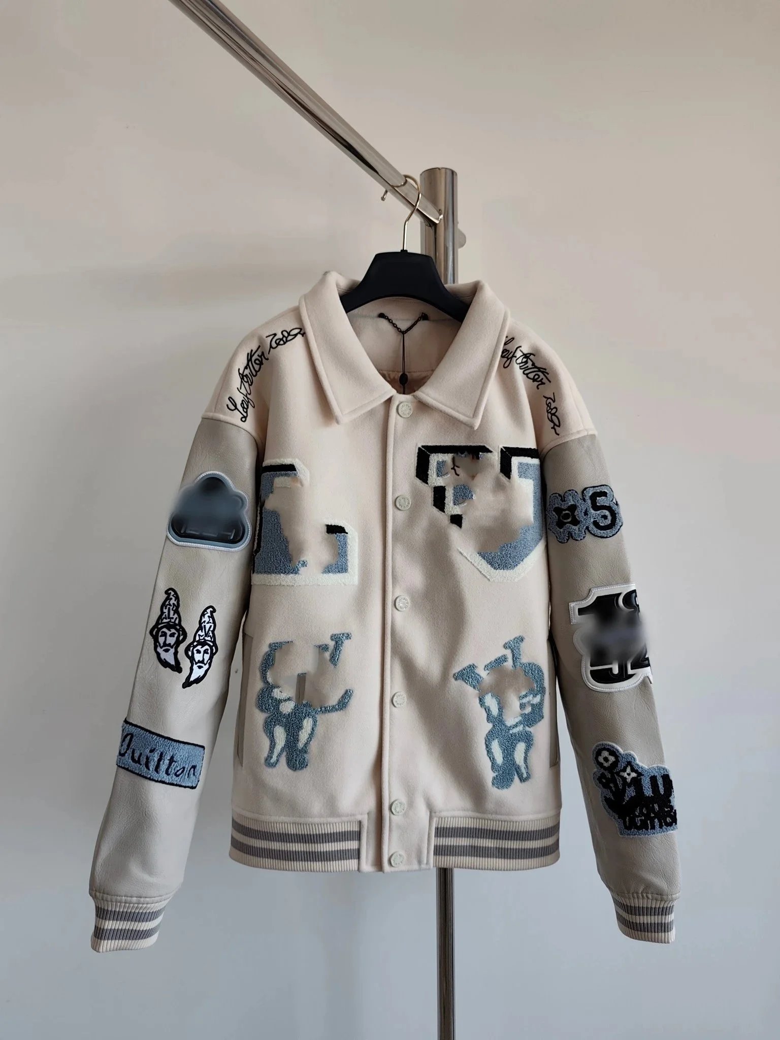 Louis Vuitton Sherpa Fleece Jacket Olive Green Outerwear - 3